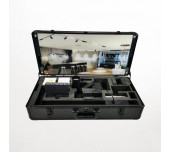 Showcase for magnetic track lighting system Showcase for magnetic track lighting system